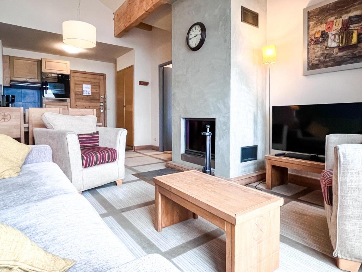 South Facing 2-Bed Apartment With Fireplace, Terrasses Deos 福勒恩 外观 照片