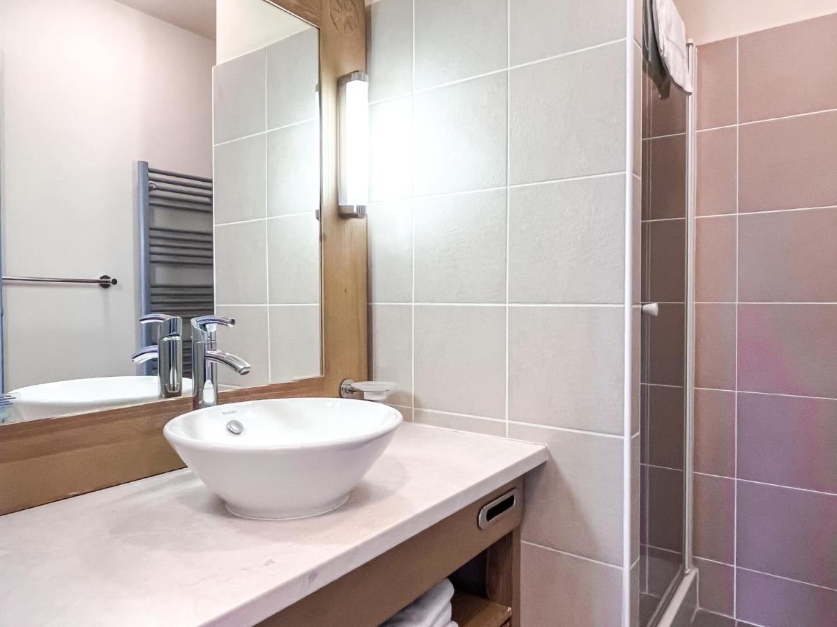 South Facing 2-Bed Apartment With Fireplace, Terrasses Deos 福勒恩 外观 照片