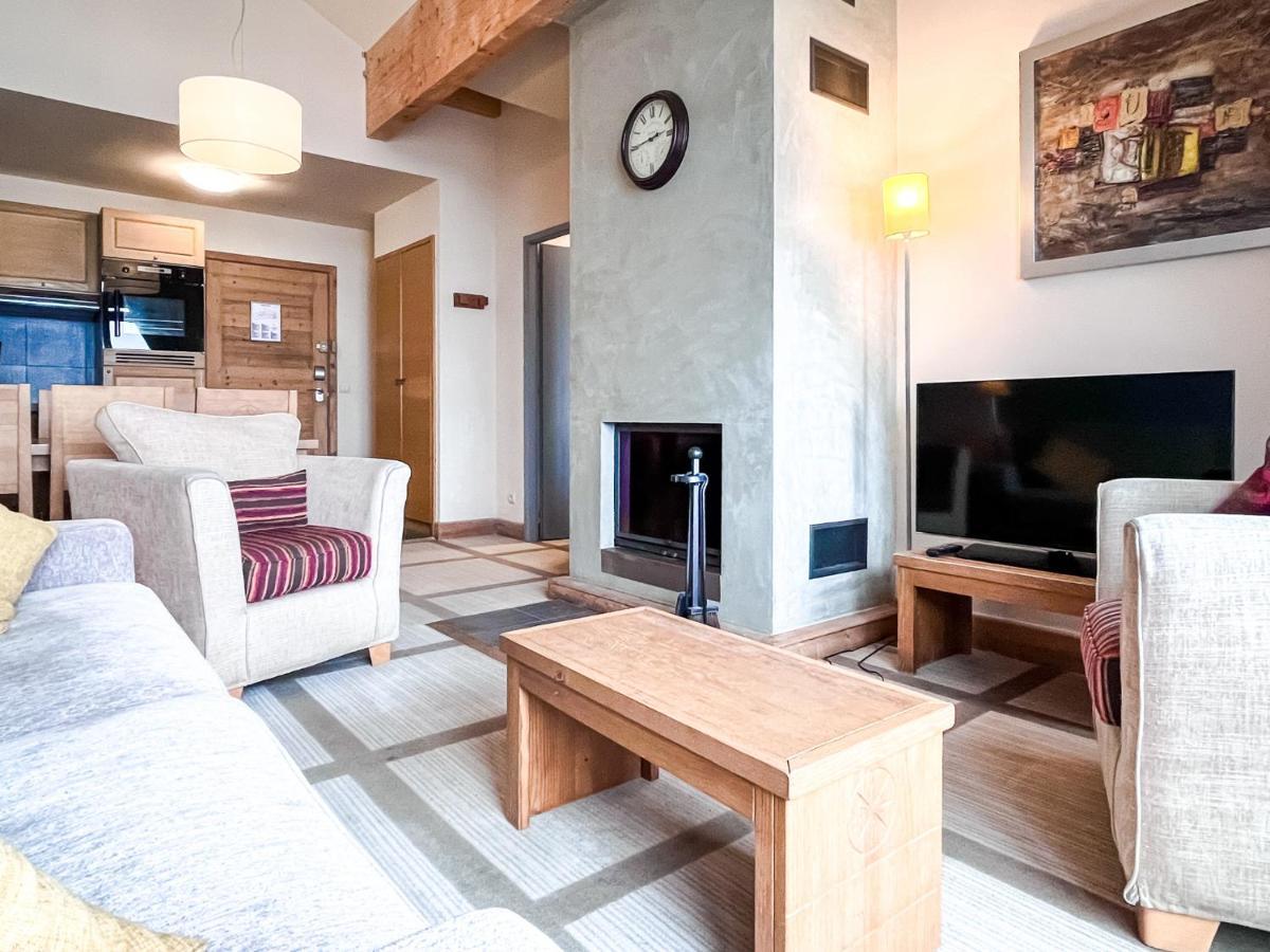 South Facing 2-Bed Apartment With Fireplace, Terrasses Deos 福勒恩 外观 照片